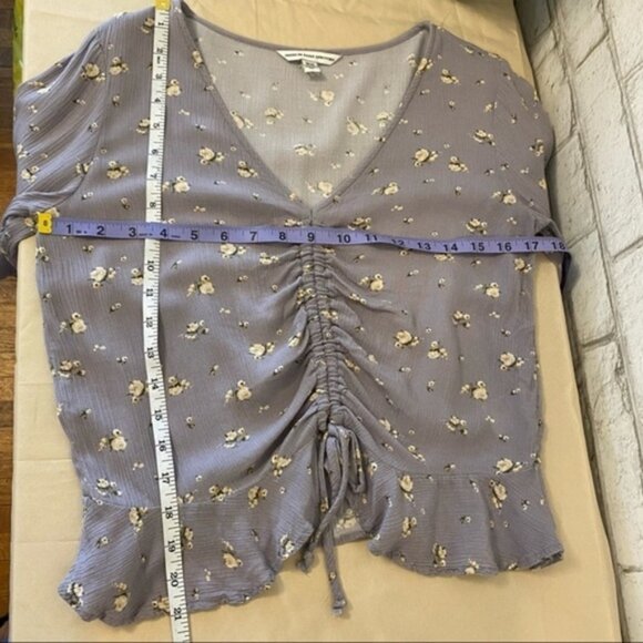 American‎ Eagle Outfiter Floral Top Size XS - Picture 4 of 9